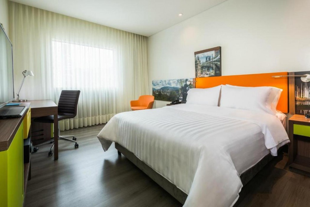 Hampton by Hilton Medellin 3/16
