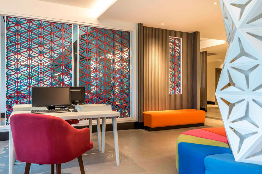 Ibis Styles Phuket City 8/60