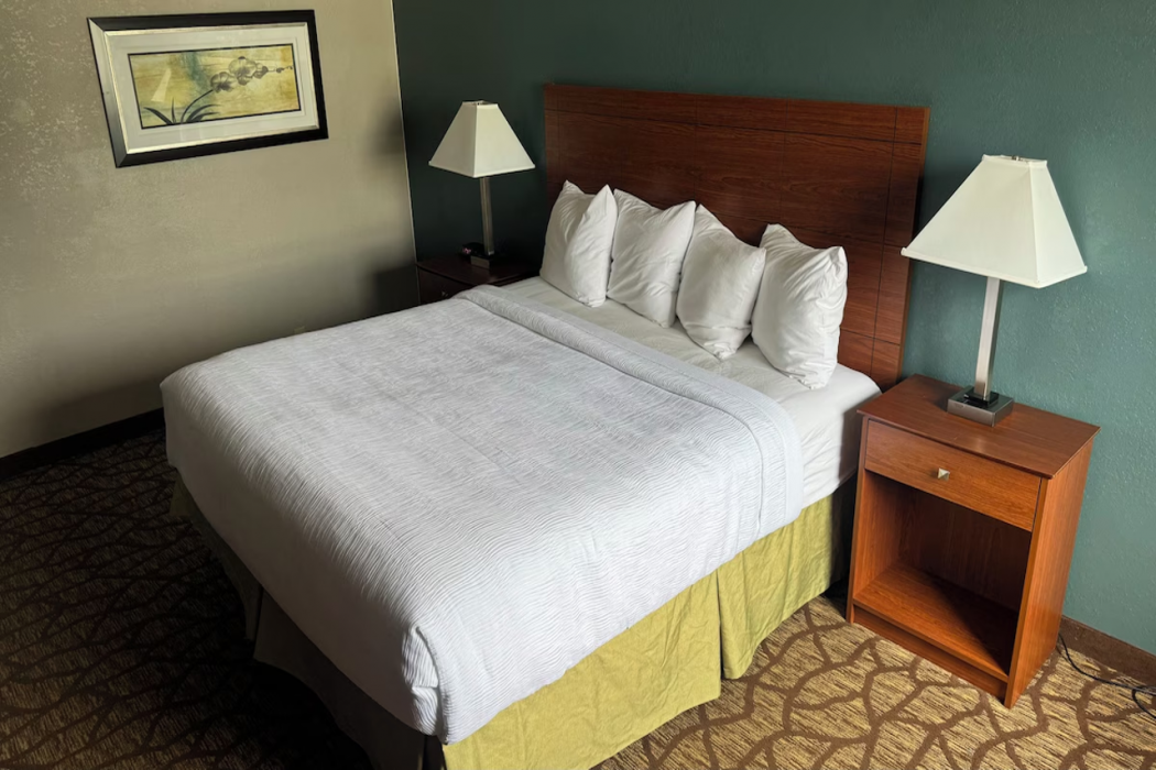 AmericInn by Wyndham Grand Rapids Airport North 20/62