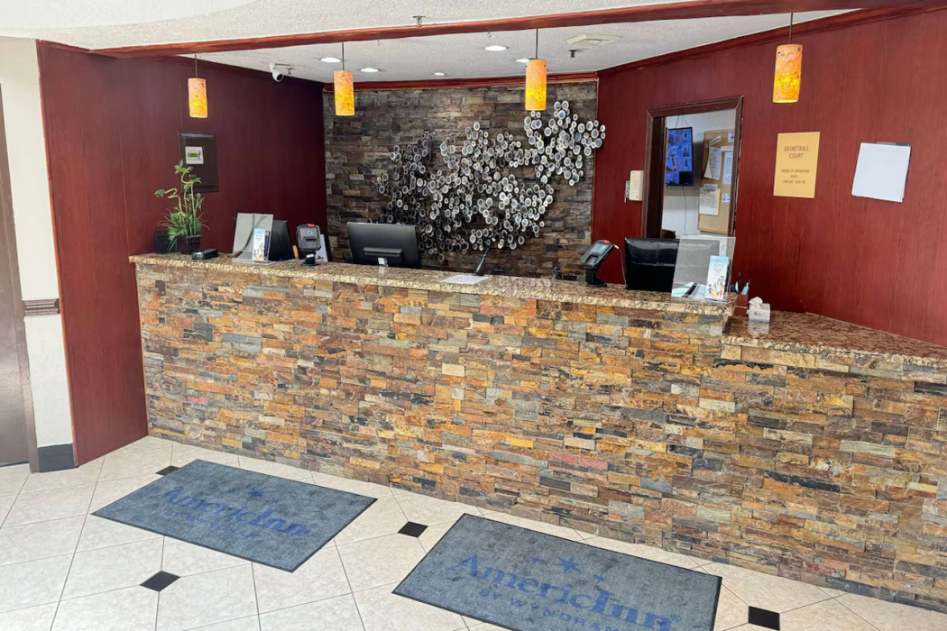 AmericInn by Wyndham Grand Rapids Airport North 9/62