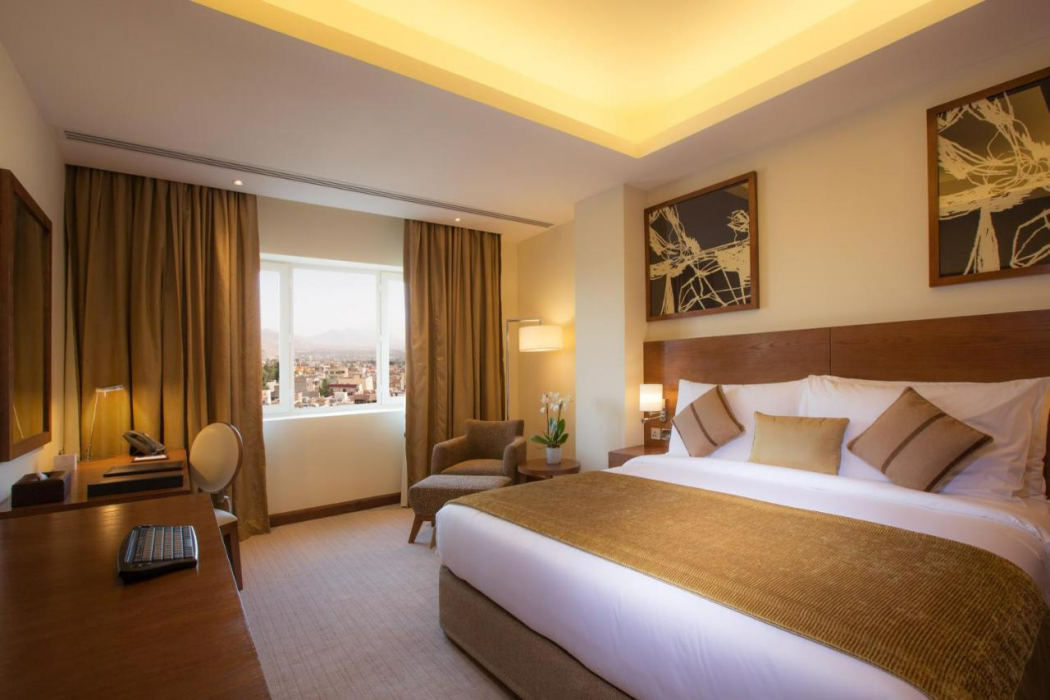 Copthorne Hotel Baranan 17/60