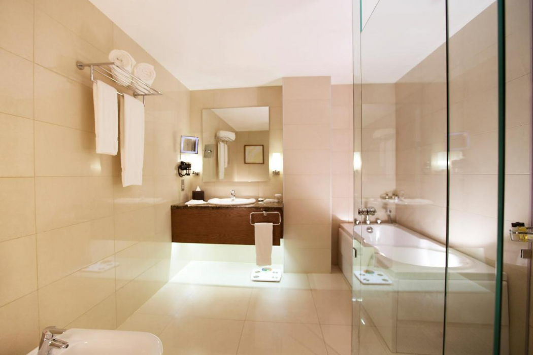 Copthorne Hotel Baranan 36/60