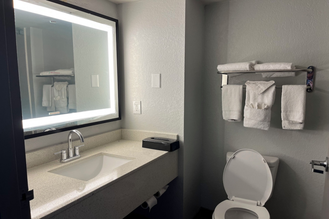 Four Points by Sheraton College Park Atlanta Airport 8/11