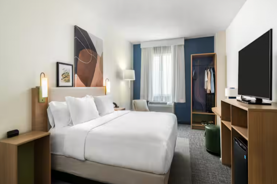Spark by Hilton Merrillville 5/23