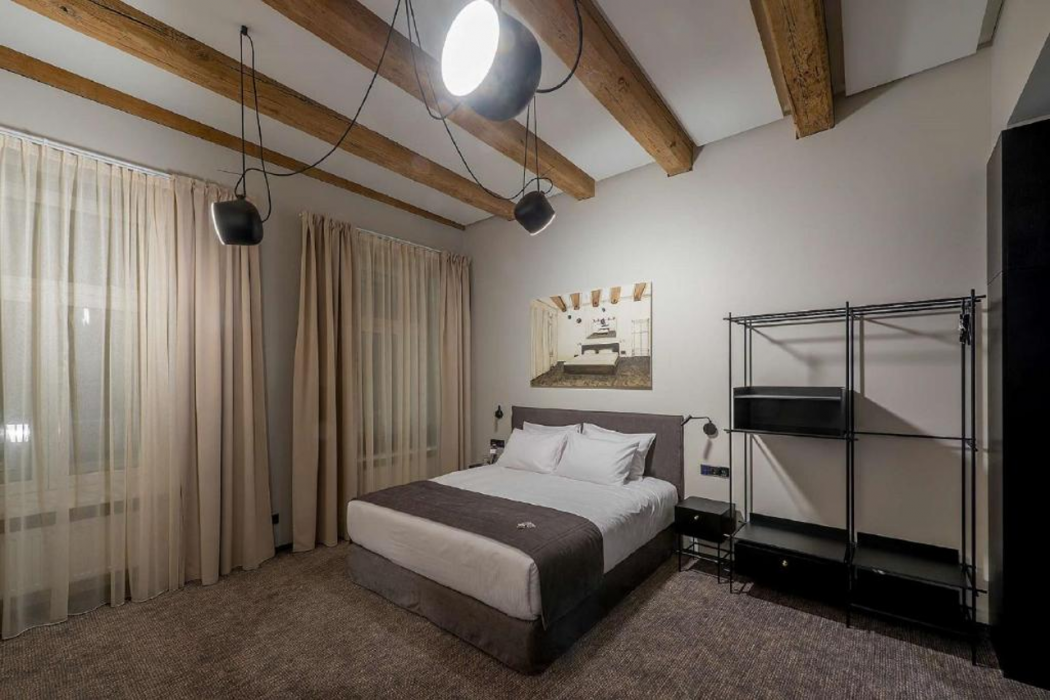 Artagonist Art Hotel 10/37