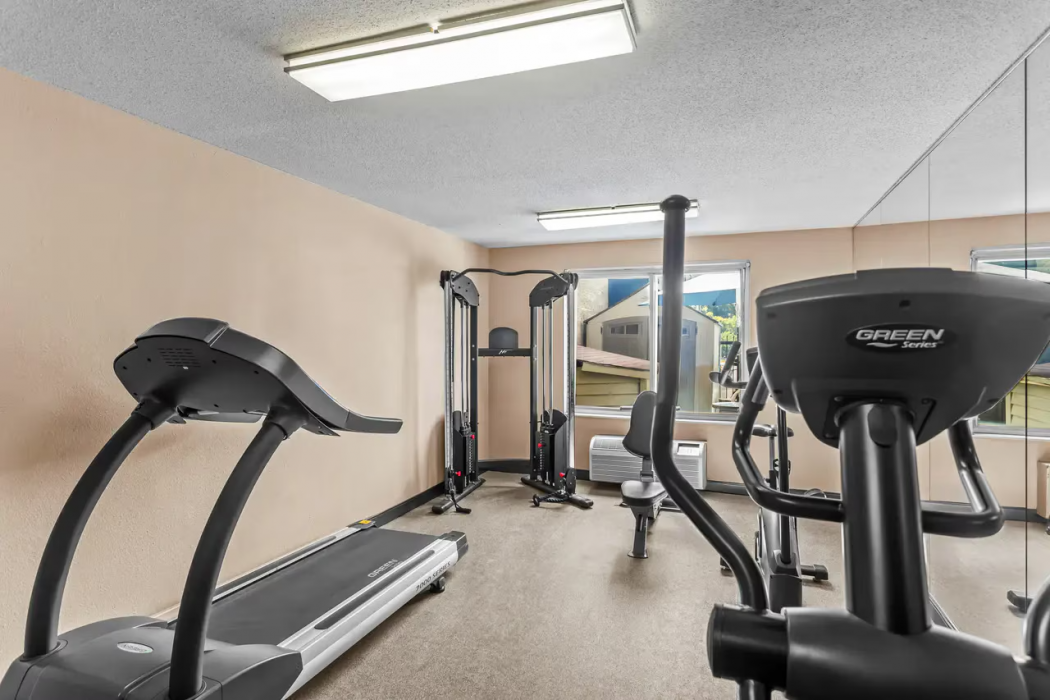 Rodeway Inn Barboursville, WV 13/31