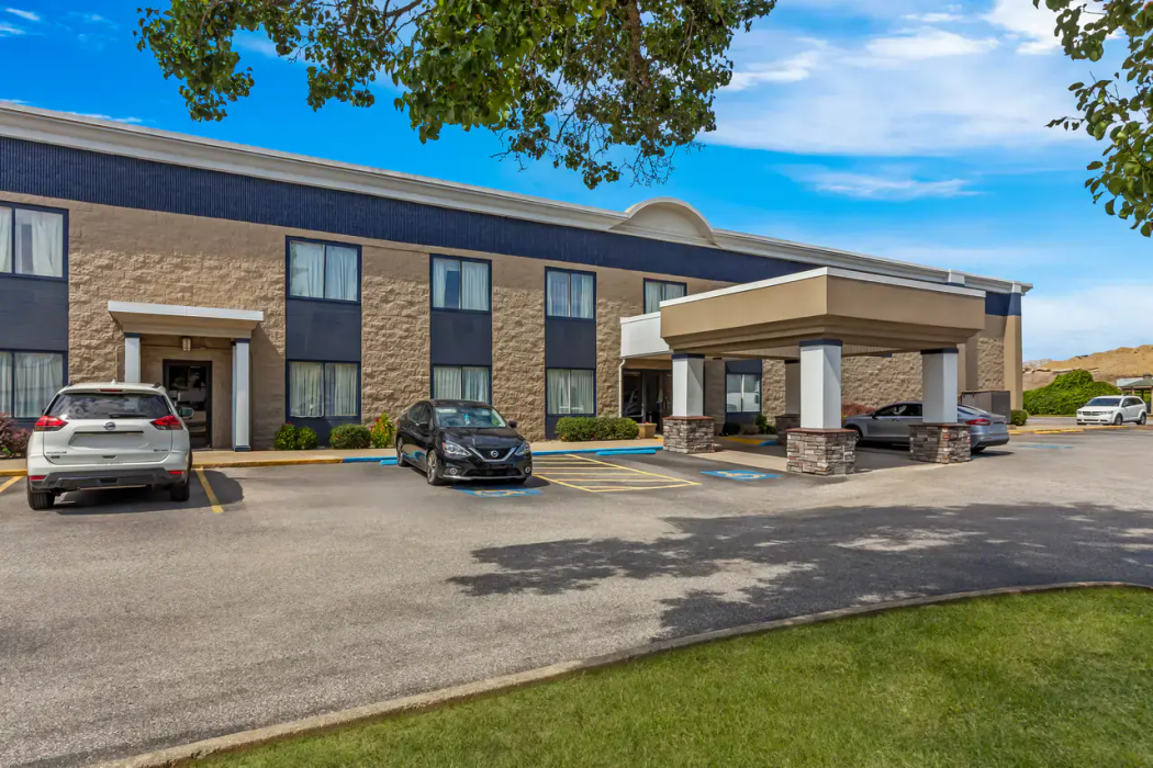 Rodeway Inn Barboursville, WV 2/31