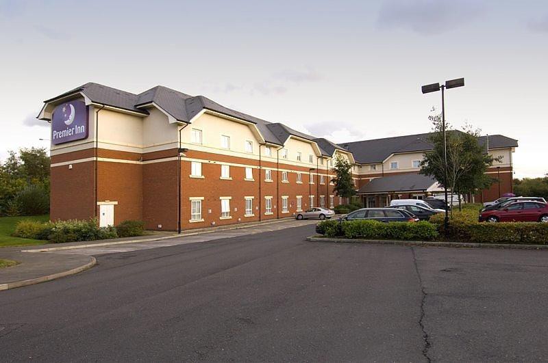 Premier Inn Warrington (M6/J21)