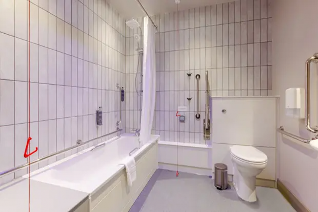 Premier Inn Solihull Town Centre 19/33