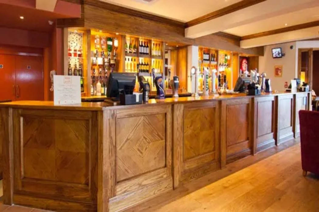 Premier Inn Newmarket Hotel 25/42