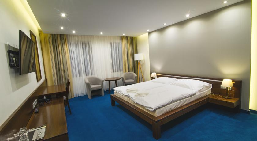 Arkada Hotel 10/56