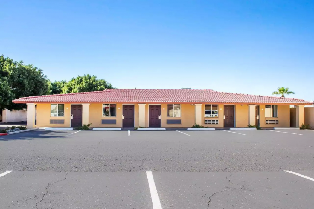 斯科茨代尔老城罗德威酒店(Rodeway Inn Old Town Scottsdale) 图片1
