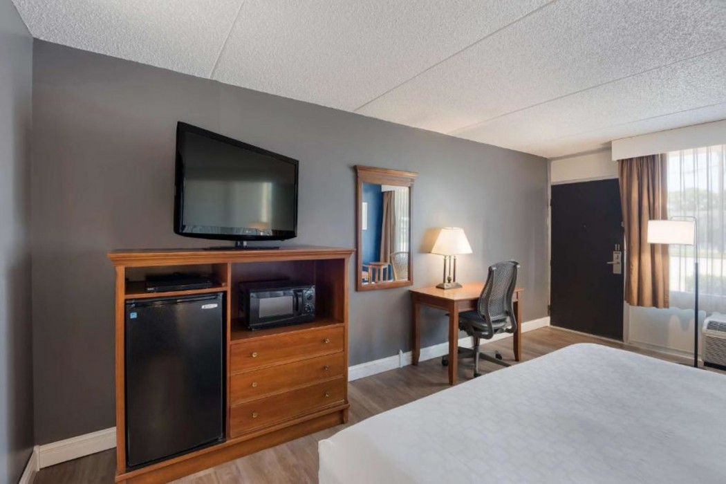 Best Western Inn Goshen 10/25