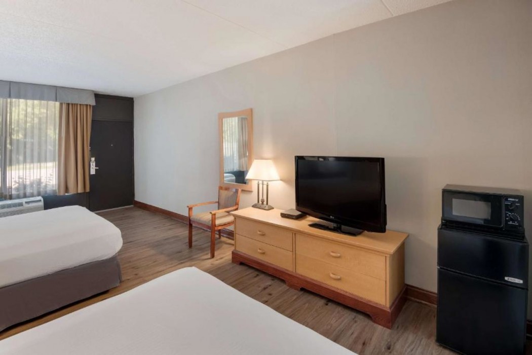 Best Western Inn Goshen 7/25