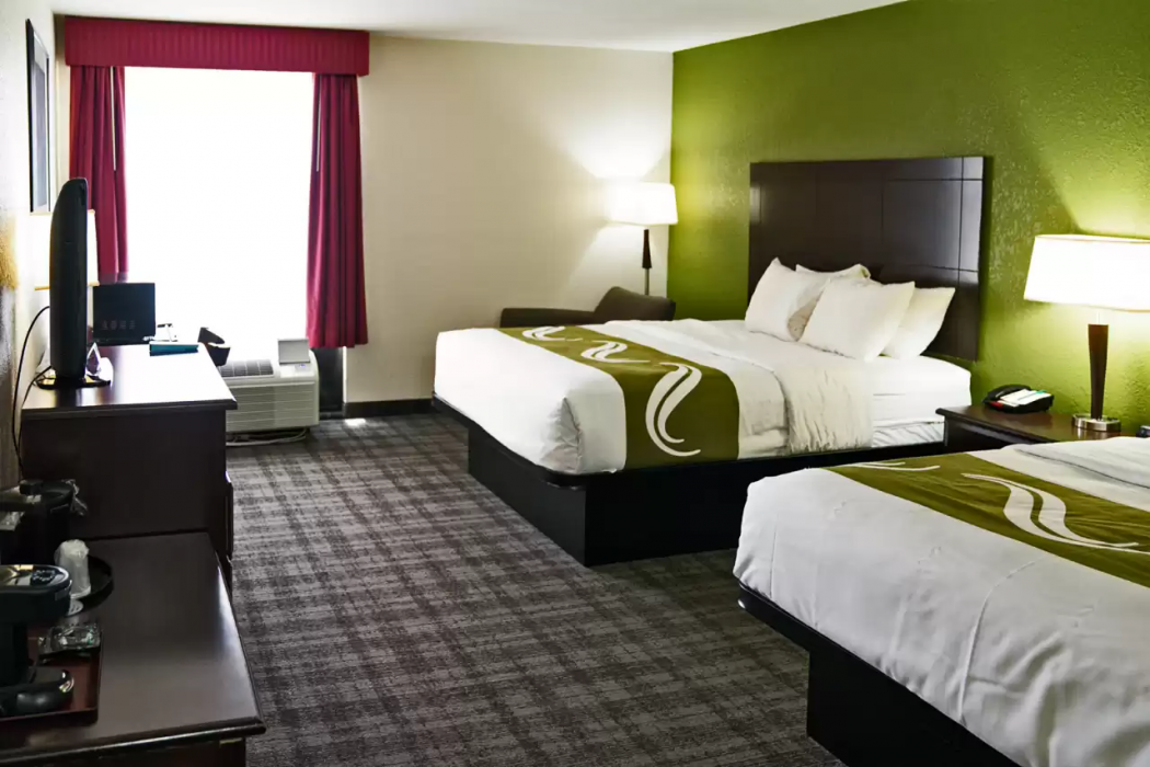 Quality Inn Seymour I-65, IN 7/31