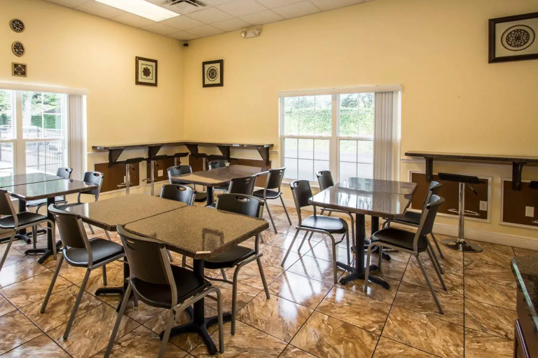 Green Palms Extended Stay 12/23