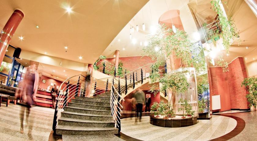 HOTEL 500 STRYKÓW 1/55