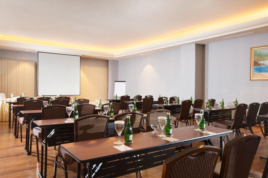 Wyndham Panbil Batam 62/105