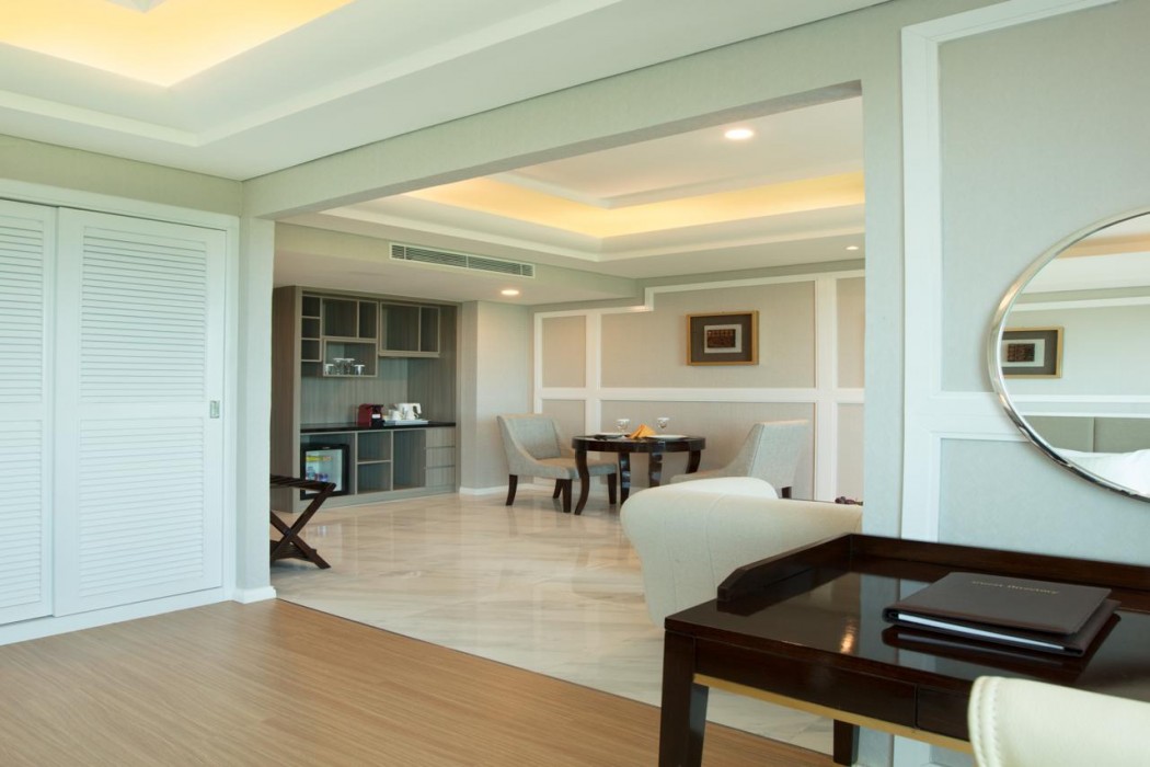 Wyndham Panbil Batam 24/105