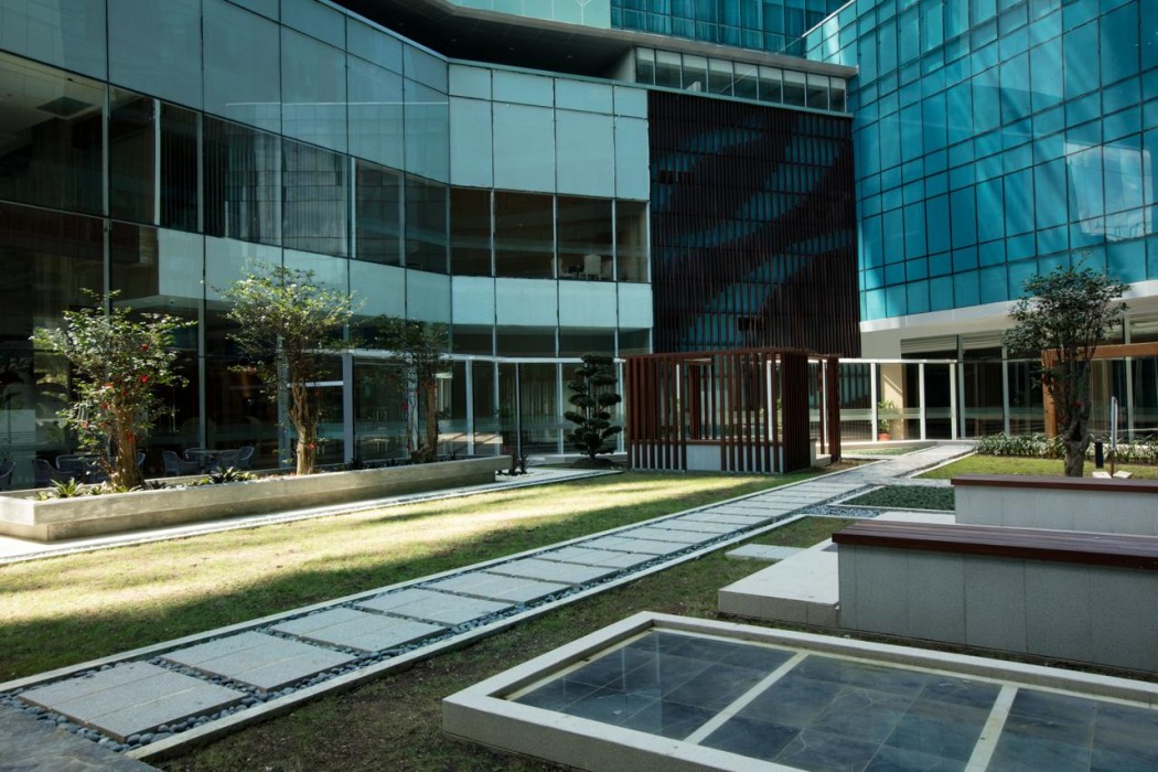 Wyndham Panbil Batam 57/105