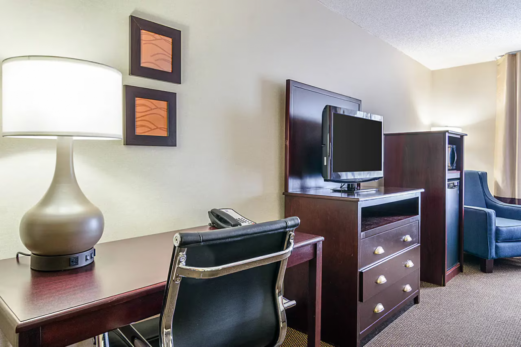Comfort Inn & Suites Hutchinson KS 15/27