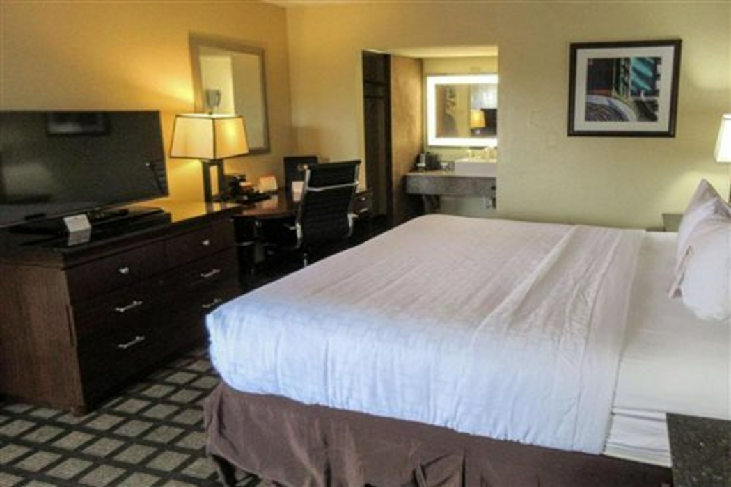 Clarion Inn Fort Collins CO 7/16