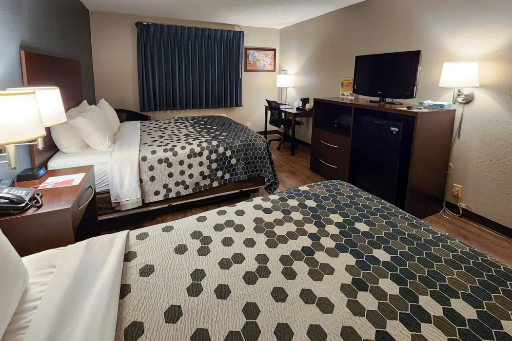 Park Inn by Radisson Ortonville MN 9/19