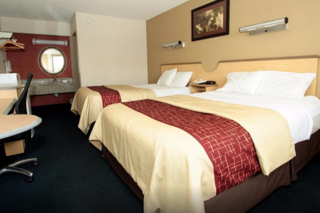 Rodeway Inn Fort Wayne near Glenbrook Square 6/18