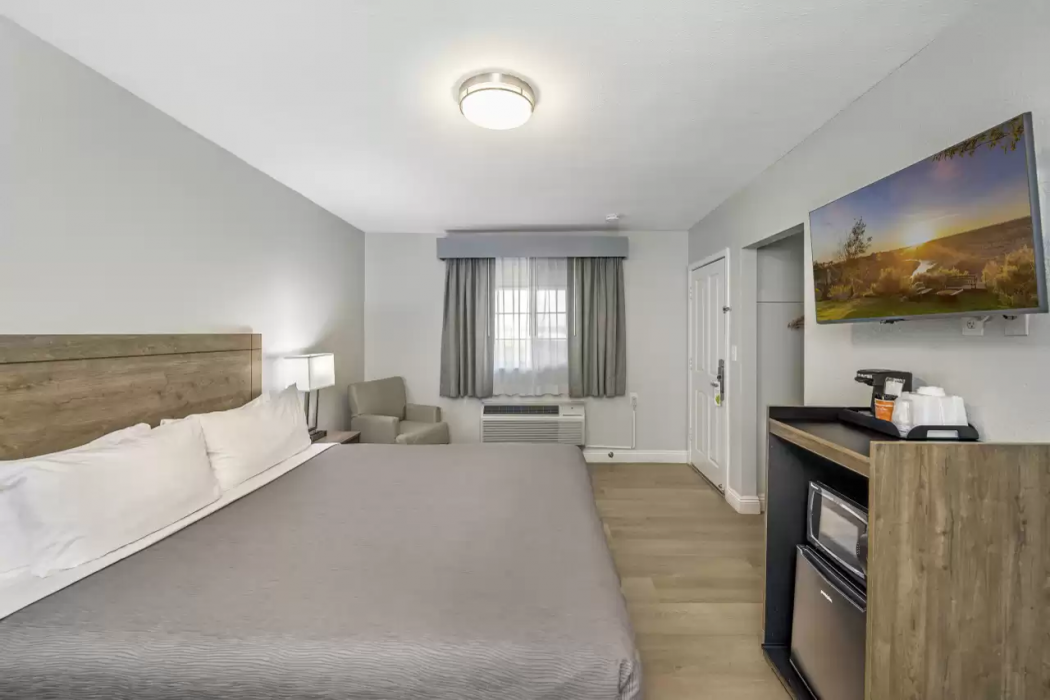 Rodeway Inn Stockton Highway 99 7/17