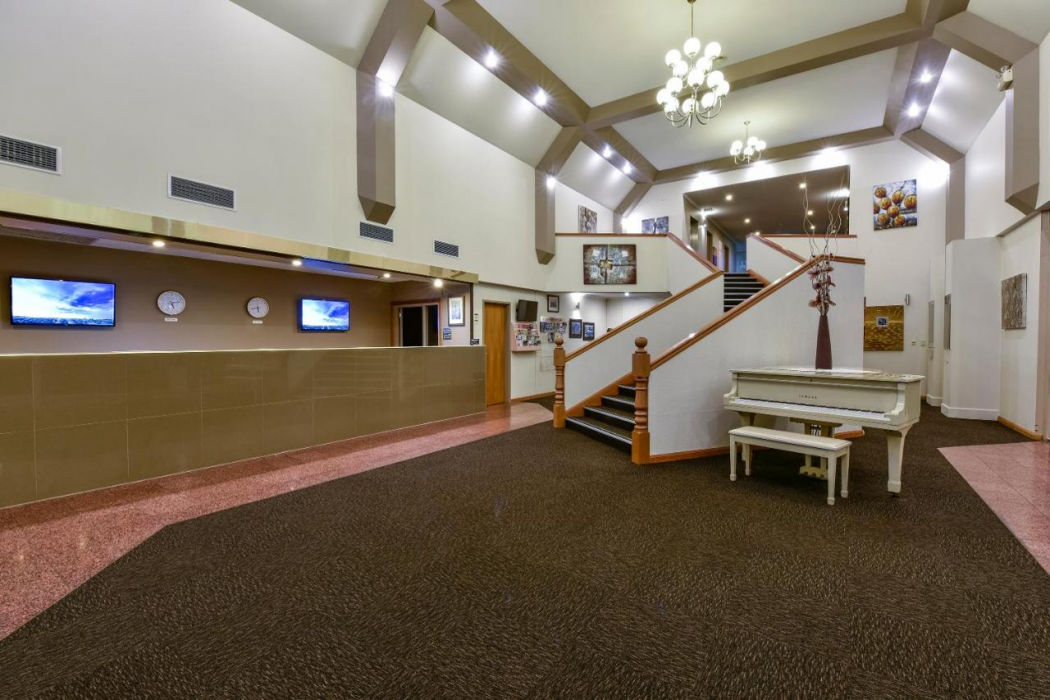Southgate Motel 2/33