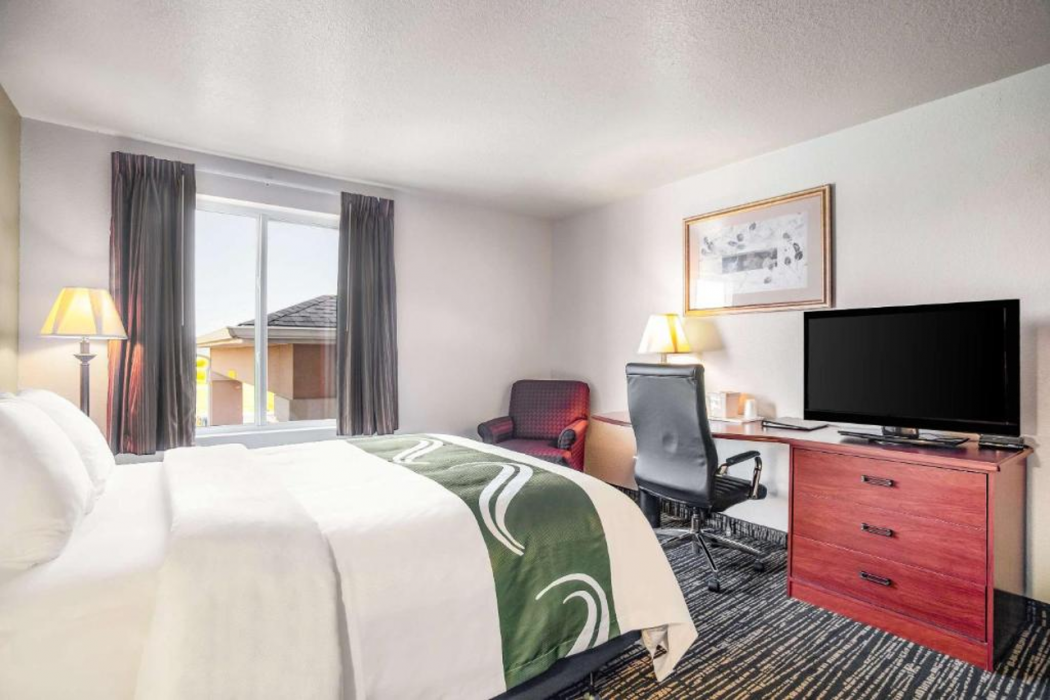 Quality Inn Parsons North 7/18