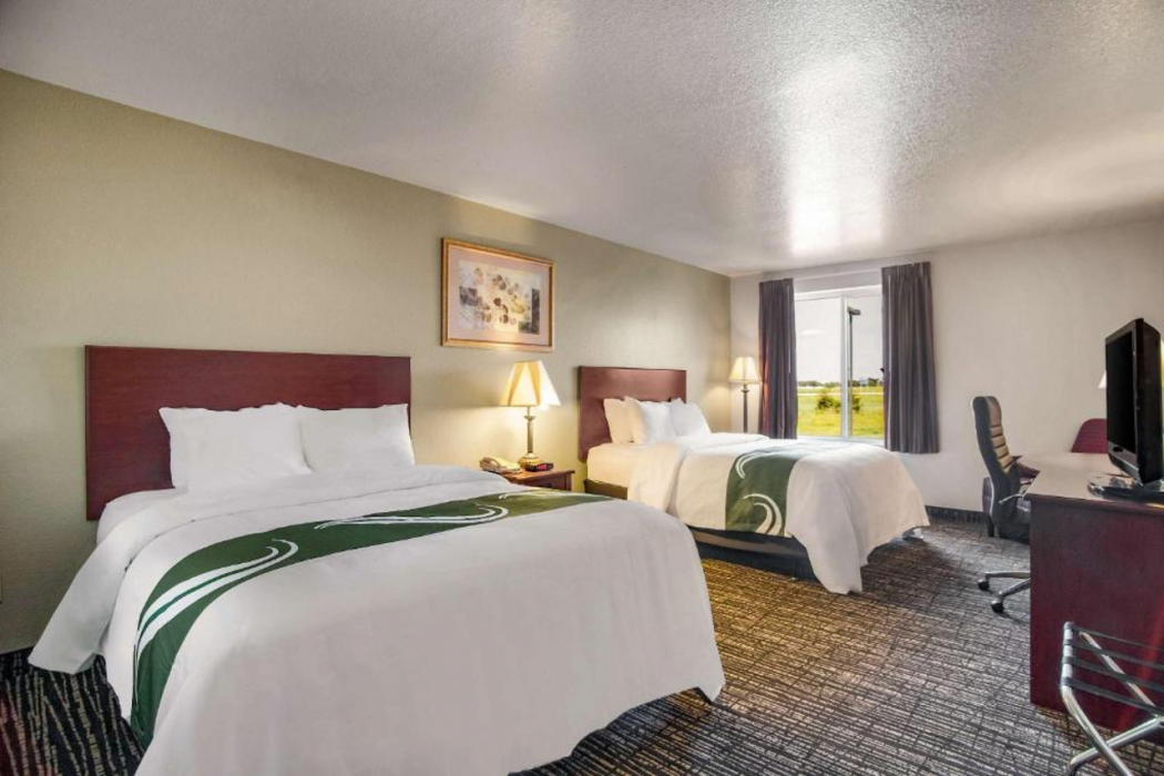 Quality Inn Parsons North 6/18