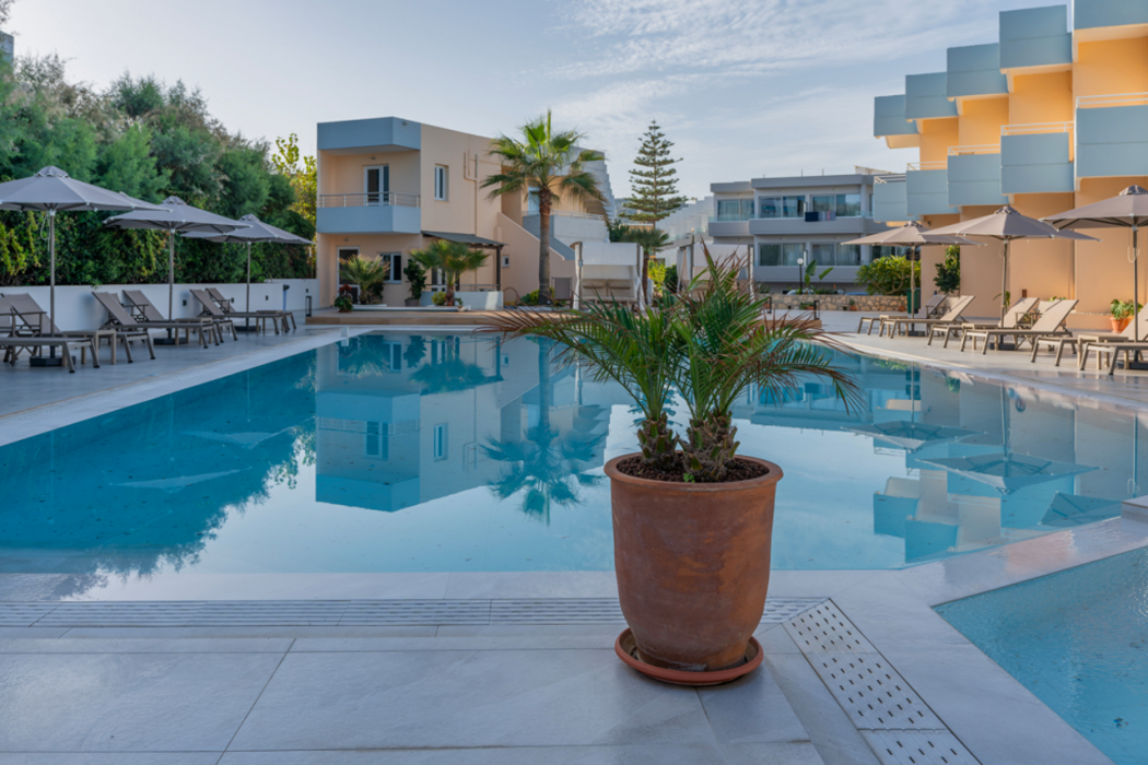 Kathrin Beach Hotel 61/95
