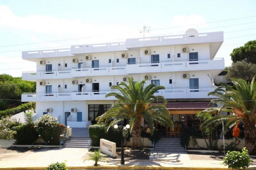 Poseidon Hotel 13/35