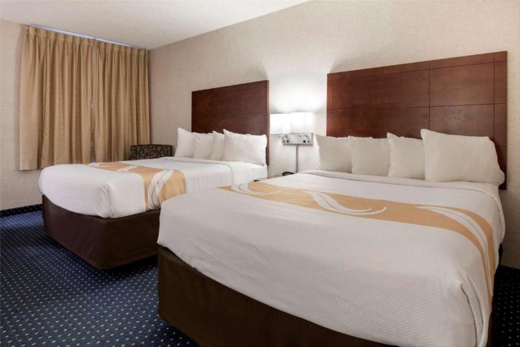 Quality Inn Auburn Hills - Detroit North 11/43