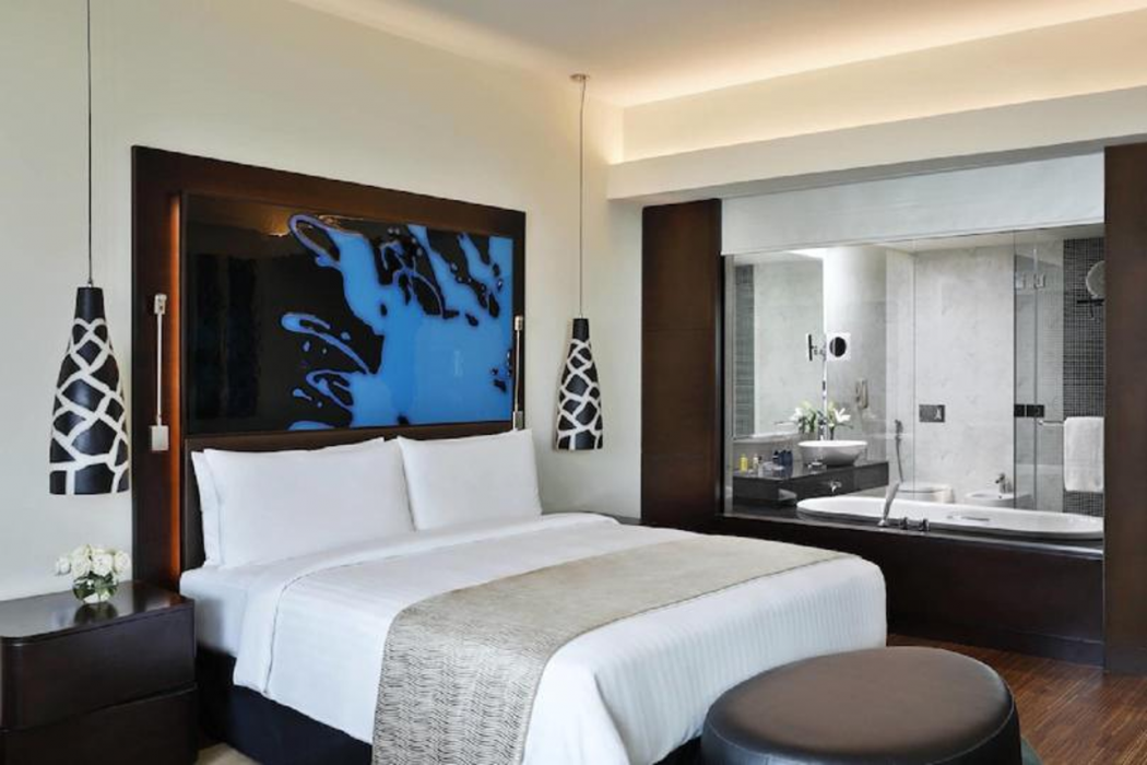 Marriott Hotel Al Forsan, Abu Dhabi 12/65