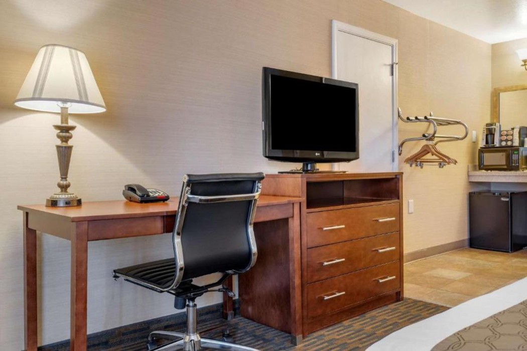 Best Western Inn Santa Clara 8/25