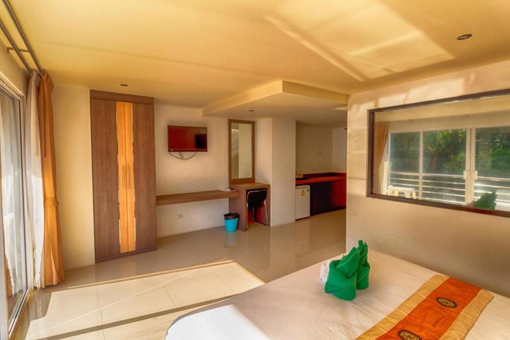 Oceanview Treasure Hotel & Residence 12/58