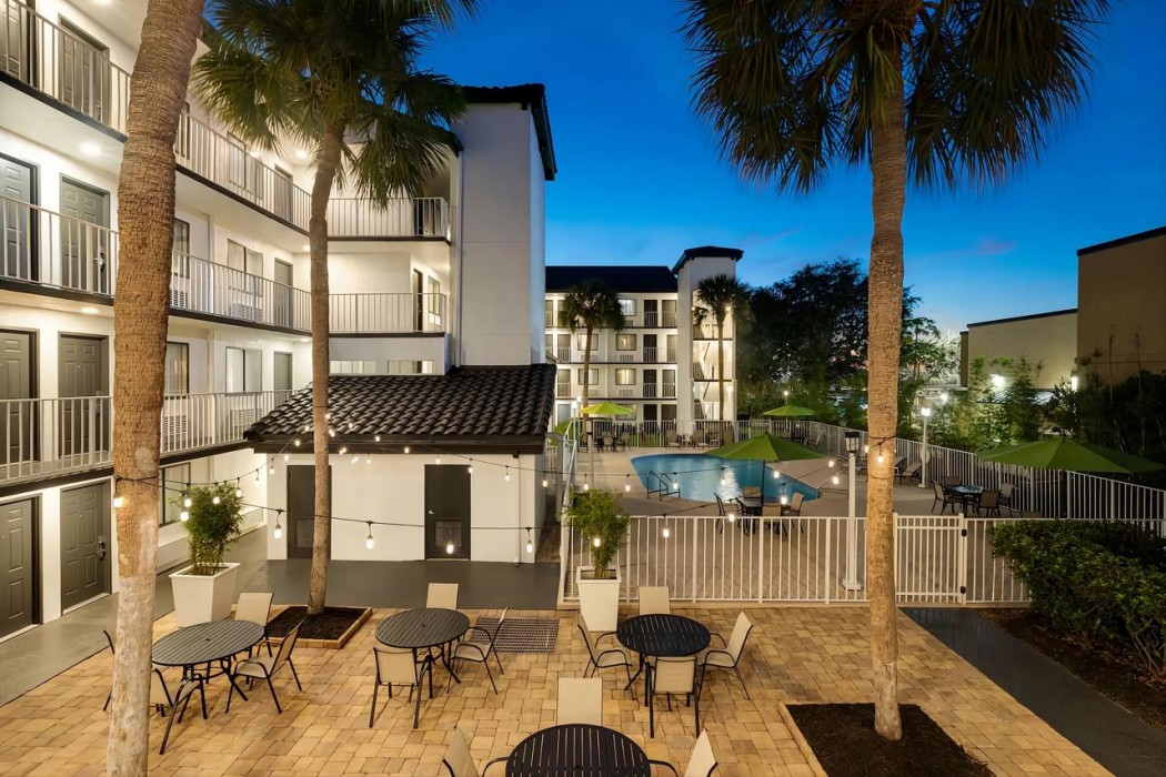 Mai Hana Hotel and Suites International Drive 22/55