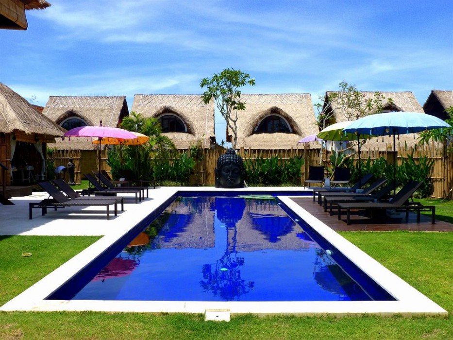 UNITED COLORS OF BALI 11/30