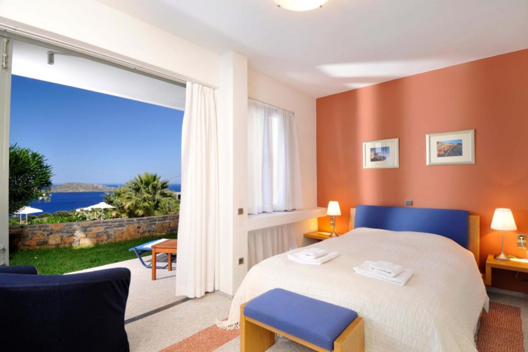 Elounda Living Residences by GHH 6/34