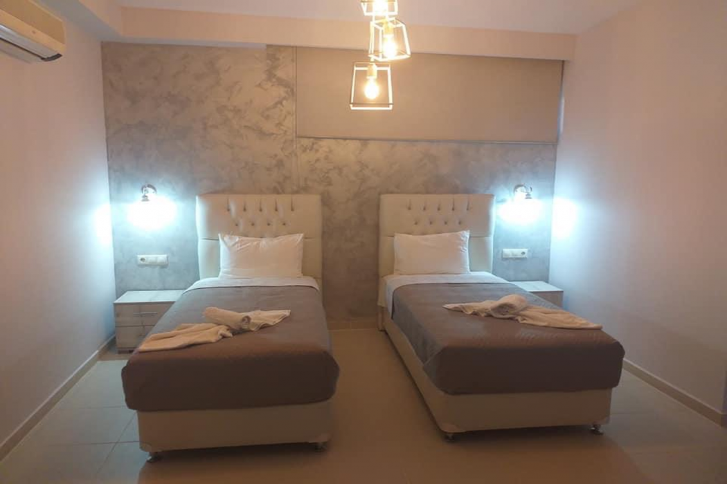 Labyrinth Hotel 19/50