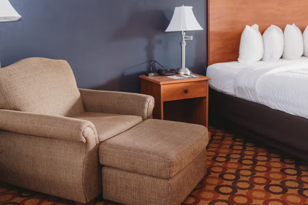 AmericInn by Wyndham Appleton Downtown 12/32