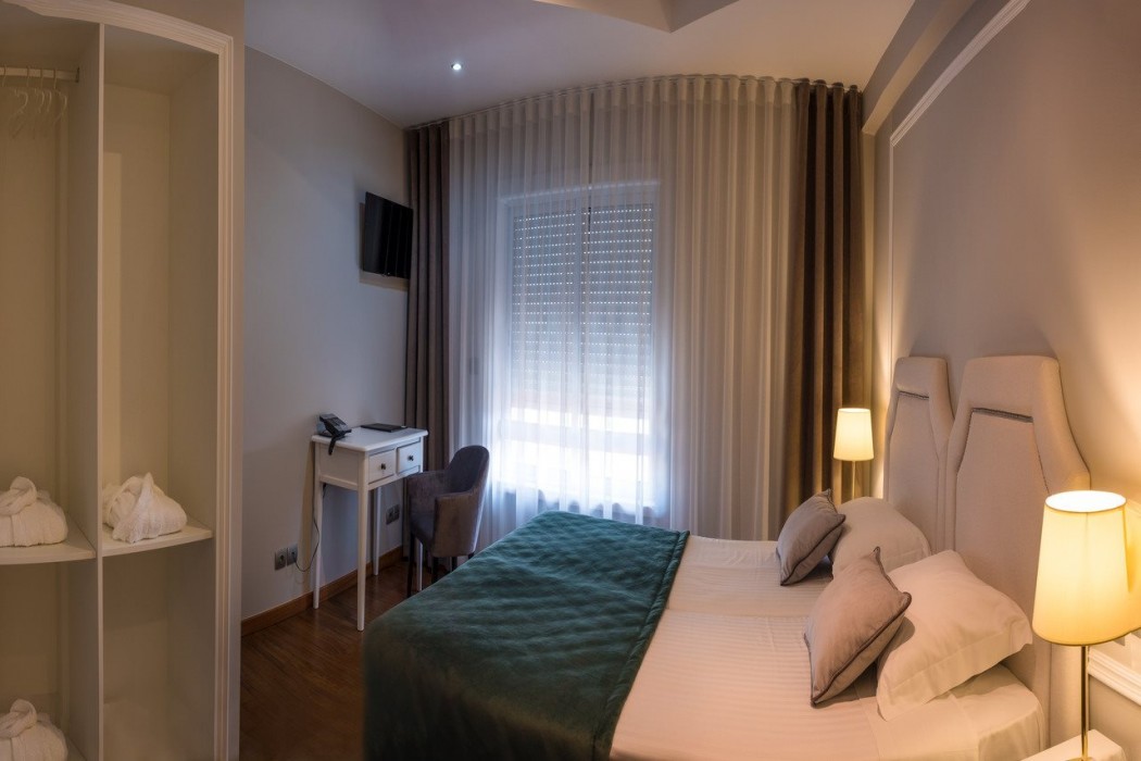 Imperhotel 44/78