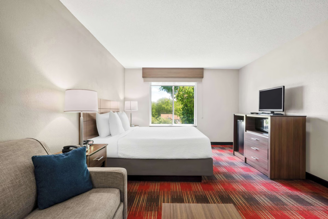 Best Western Dartmouth-New Bedford 14/42