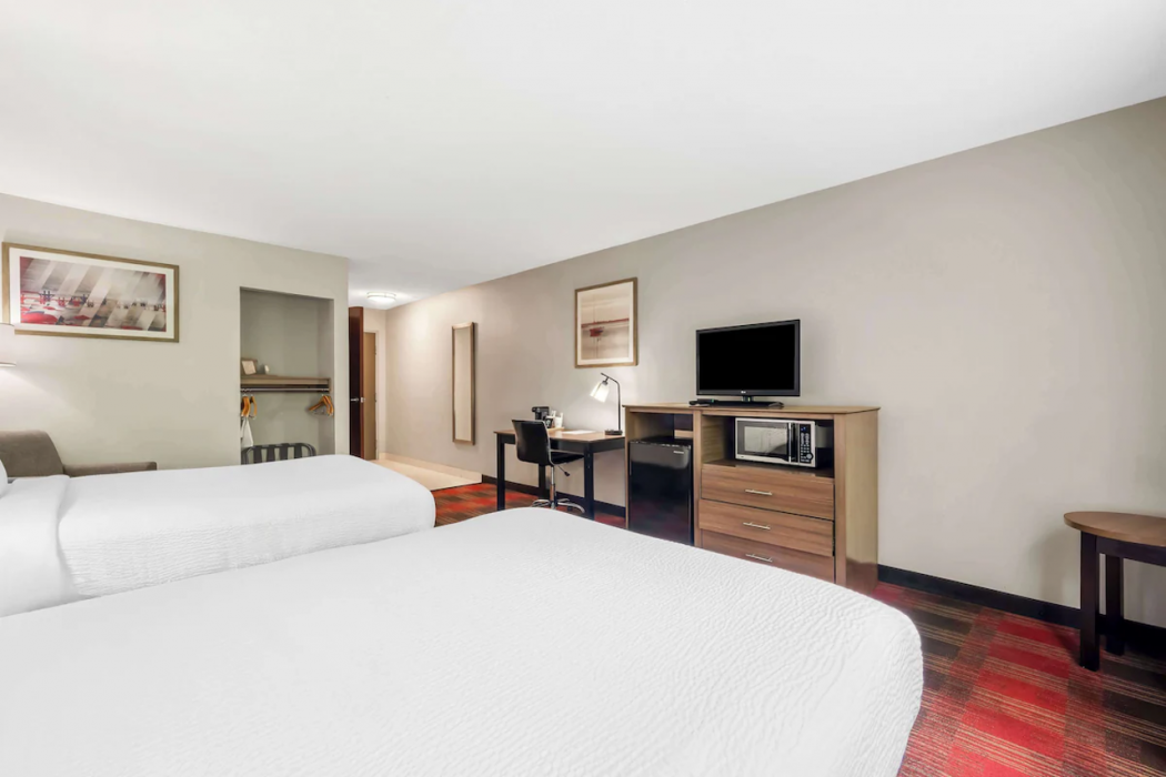 Best Western Dartmouth-New Bedford 17/42