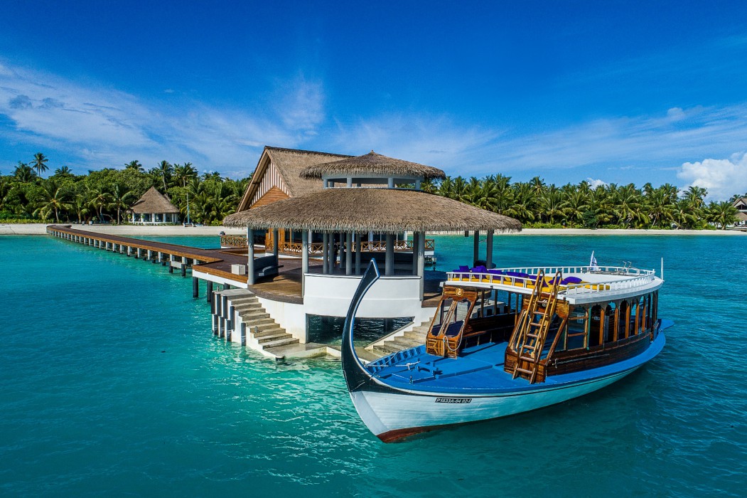 Mercure Maldives Kooddoo Resort 32/73