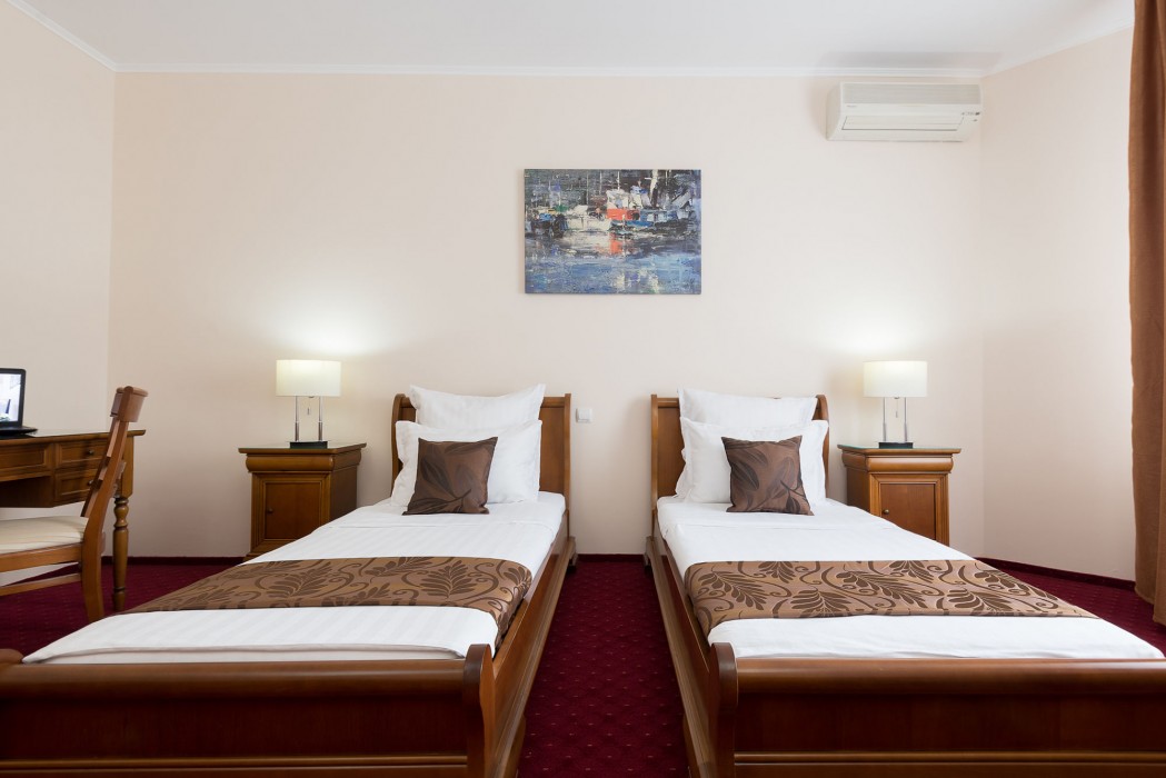 Hotel Athos R M T 32/69