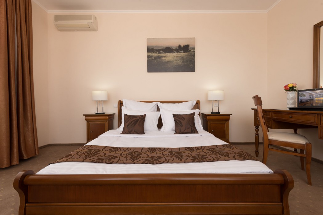 Hotel Athos R M T 27/69