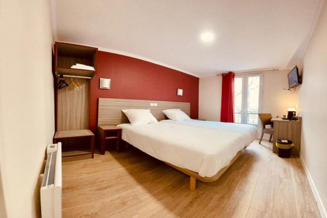 Hipotel Paris Gambetta Republique 12/58
